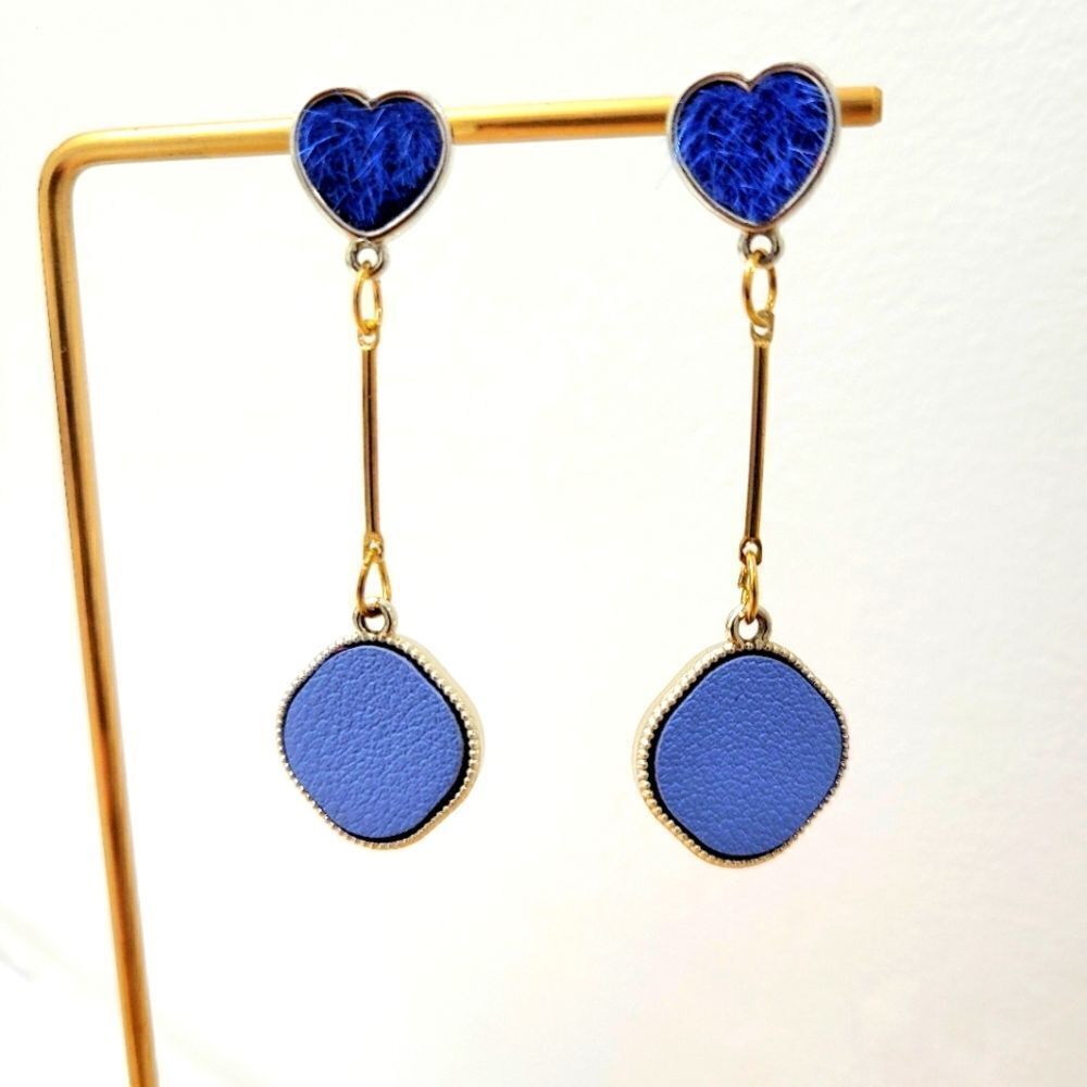 2/$20 Brand New Top Fashion Gold With Blue Heart Earrings